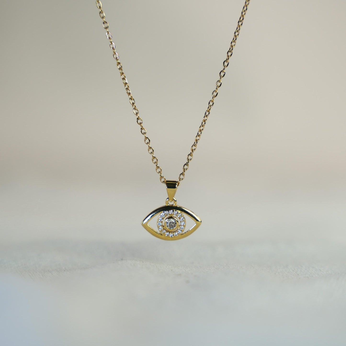 Eye Necklace Gold image 0